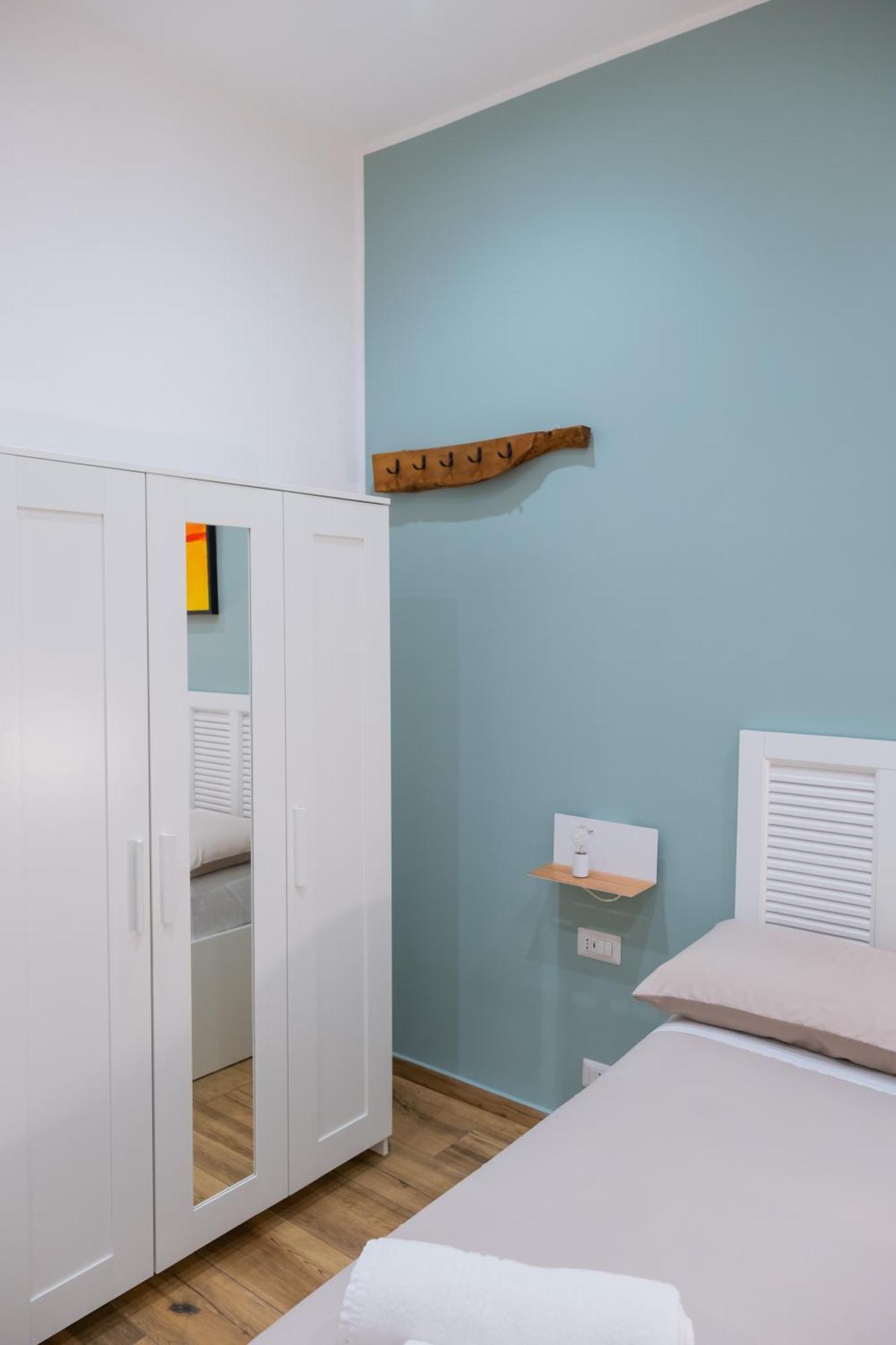Appartement Colibri A Piazza Dante à Naples Extérieur photo